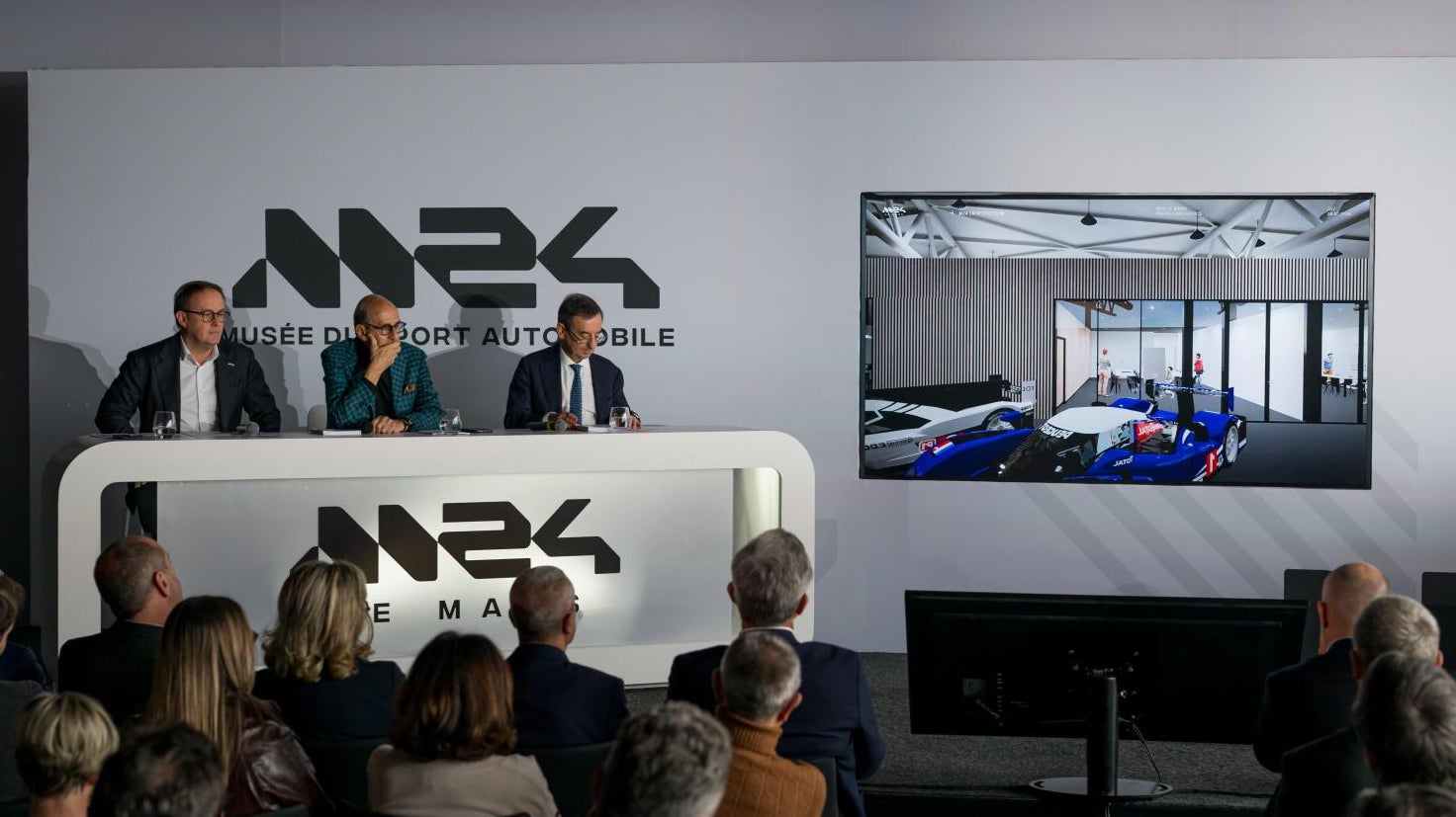 De gauche à droite : Fabrice Bourrigaud, Directeur Culture & Héritage de l’ACO, Richard Mille, et Pierre Fillon, Président de l’ACO.