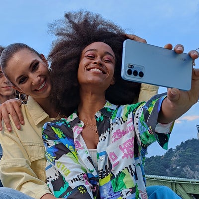 OPPO Reno6 : 239 euros de bonus de précommande chez SFR