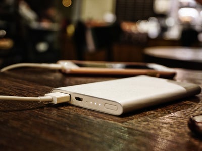 Comment bien choisir sa batterie externe ?