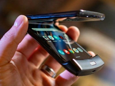 Motorola RAZR : la sortie du smartphone pliable est imminente