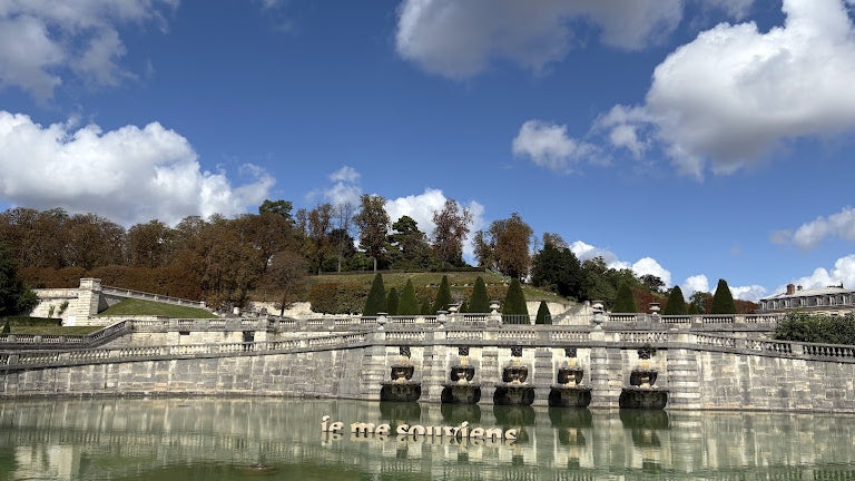 Ici, les jeux de reflets sont facilement capturés, avec un résultat net et naturel. Ici, les jeux de reflets sont facilement capturés, avec un résultat net et naturel.