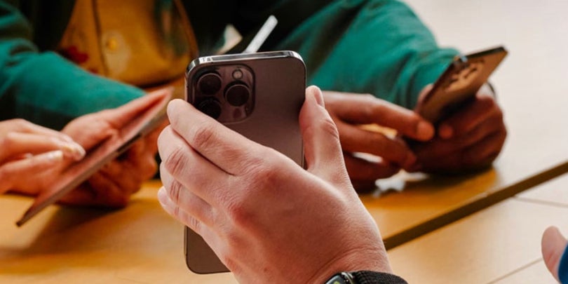 La nouvelle version d'iOS 17 est là, et elle comprend 3 grandes nouveautés.