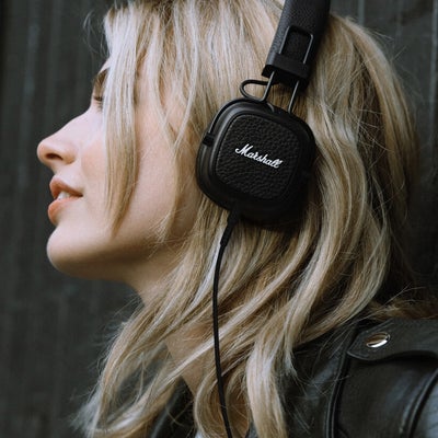 Dès janvier, tous les écouteurs et casques se connecteront de la même façon sur iPhone