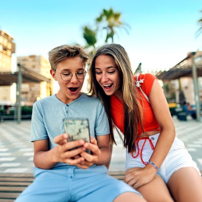 Seulement chez SFR : le partage de gigas en famille pour alléger la facture !