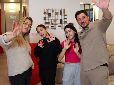 Familles Nombreuses : la famille Fanich teste l'offre Maison Sécurisée de SFR