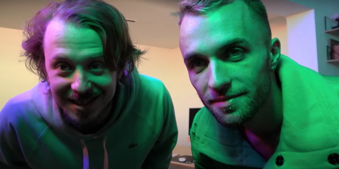 Théodore Bonnet et Squeezie dans ''Merci Internet'', nouvelle série-documentaire à voir en 2024 sur Prime Video.
