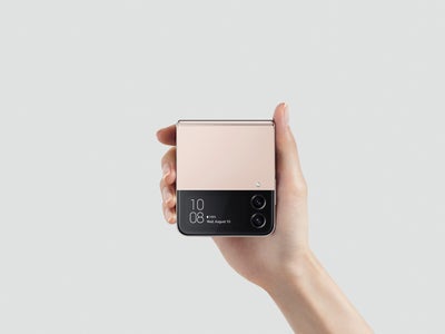 Samsung Galaxy Z Flip5 : l’écran externe compatible avec Google Maps et YouTube ?