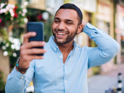 Abonné SFR : changer de mobile sans engagement et avec des remises, c'est possible !